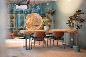 skylab_factory-room1